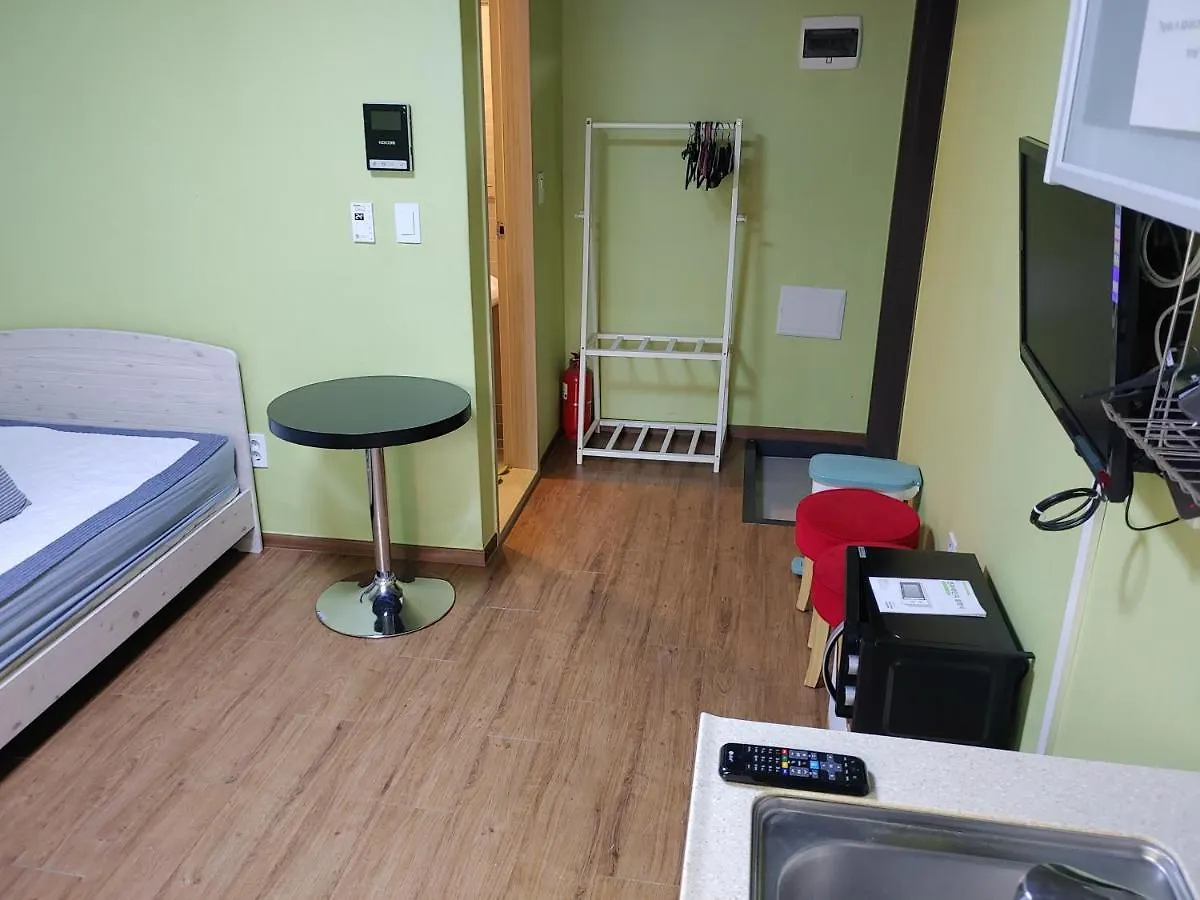 Bb Hongdae Line Hostel Seoul