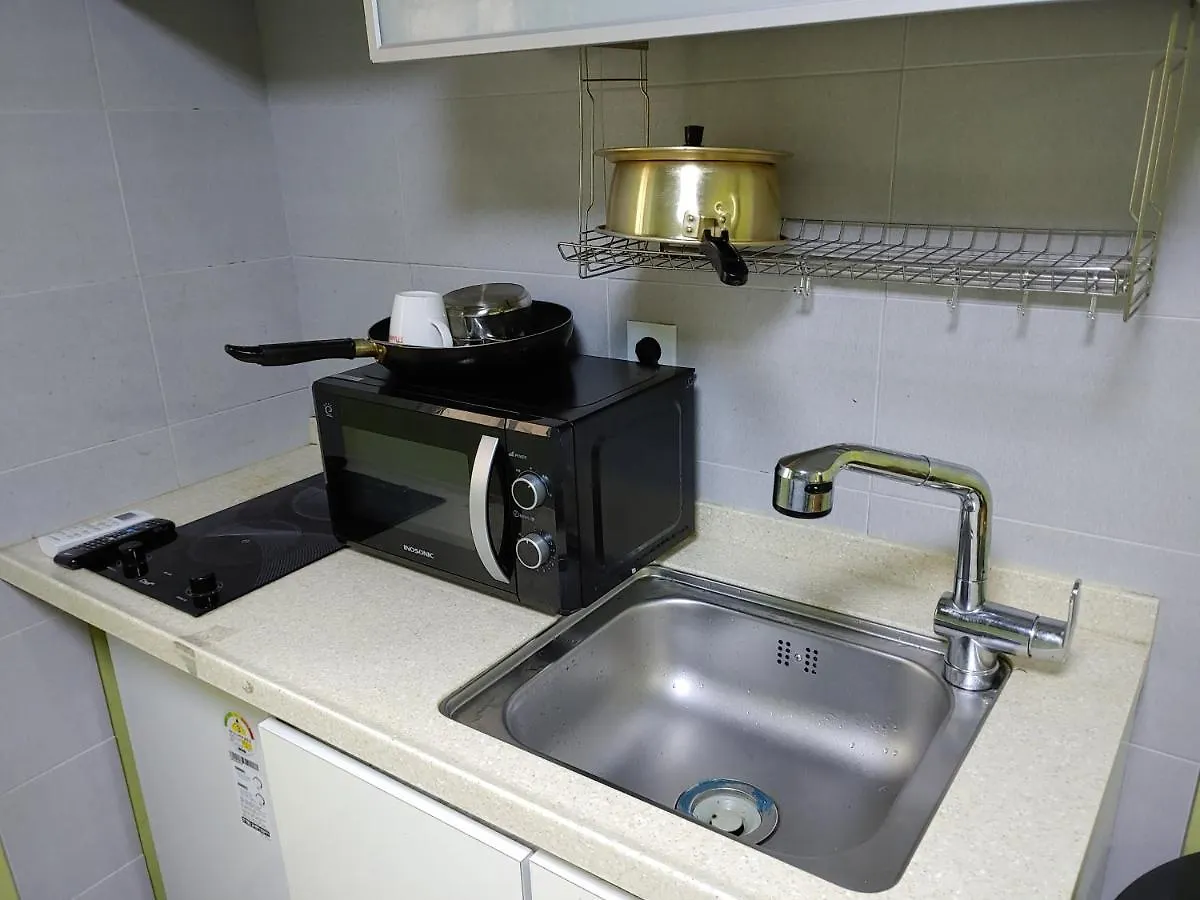 Bb Hongdae Line Hostel Seoul