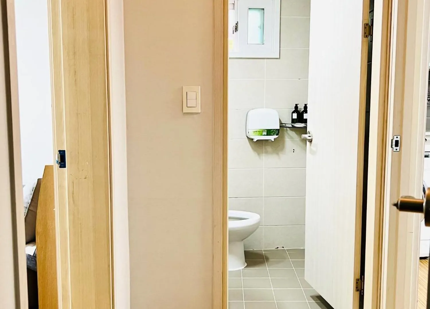 Bb Hongdae Line Hostel Seoul South Korea