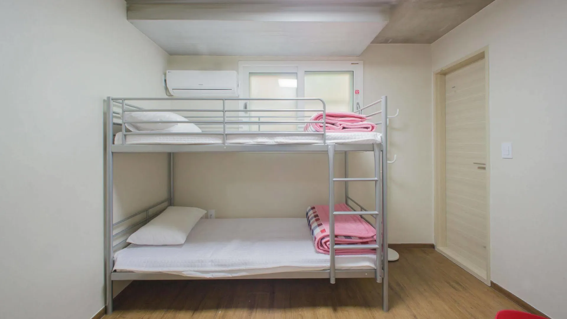 Bb Hongdae Line Hostel Seoul