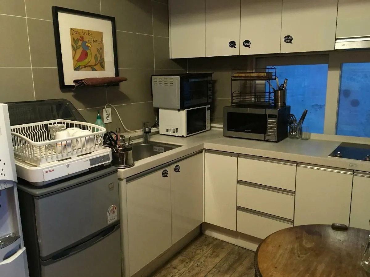 Bb Hongdae Line Hostel Seoul
